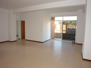 ERNESTO JIMENEZ Apartamento En Venta En Caracas - La Trinidad C&oacute;digo FLEX: 12-1028 No.6