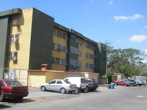 THAYDA MONTERO V-04521574-8 Apartamento En Venta En Valencia - Guataparo C&oacute;digo FLEX: 12-1063