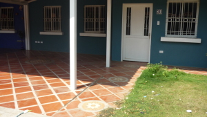 REAL & BUSINESS BROKER&acute;S C.A Townhouse En Venta En Ciudad Ojeda - Intercomunal C&oacute;digo FLEX: 12-1096 No.1