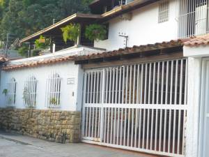 ERNESTO JIMENEZ Casa En Venta En Caracas - La Trinidad C&oacute;digo FLEX: 12-1116
