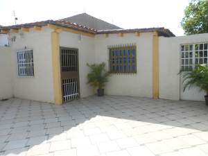 LISETH GONZALEZ Casa Venta Guacara Centro FLEXMLS-12-1212