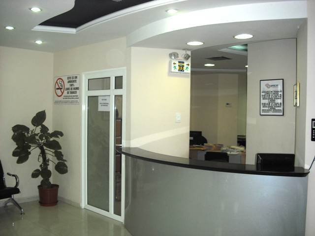 OSCAR ILLARRAMENDI Local Comercial En Venta En Maracay - Parque Aragua C&oacute;digo FLEX: 12-1269 No.1