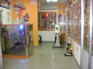 EILEEN CASTILLO Local Comercial En Venta En Maracay - Avenida Bolivar C&oacute;digo FLEX: 12-1279 No.7