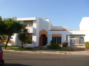 MARIA CRISTINA ALAIMO Casa Venta Maracaibo Fuerzas Armadas FLEXMLS-12-1355