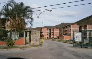 RAPIDOCASA.COM Apartamento Venta Turmero La Laguna II FLEXMLS-12-1559