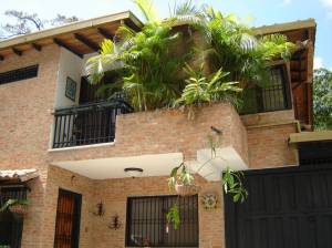 RAPIDOCASA.COM Townhouse Venta Maracay Las Delicias FLEXMLS-12-1592