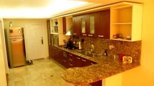 JUSMERI ESPINA Townhouse Venta Maracaibo Avenida Goajira FLEXMLS-12-1633