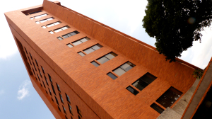 GREGORIO REYES Apartamento Venta Maracaibo Tierra Negra FLEXMLS-12-1639