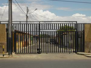 MARIA ALBA GIORDANO Casa En Venta En Municipio Los Guayos - Paraparal C&oacute;digo FLEX: 12-1667