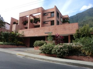 NURIA ROCAS Apartamento En Venta En Caracas - Los Palos Grandes C&oacute;digo FLEX: 12-1686