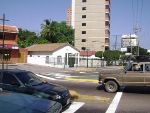 URDANETAYRODRIGUEZ Terrenos Residencial En Venta En Maracaibo - El Milagro