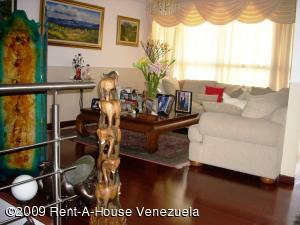 ARIADNA BOUQUETT MORENO Townhouse Venta Caracas El Hatillo FLEXMLS-12-1729