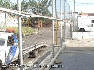 LISETH GONZALEZ Terreno  Venta Valencia Avenida Lara FLEXMLS-12-1737