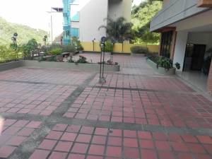 ARIADNA BOUQUETT MORENO Apartamento Venta Caracas Los Campitos FLEXMLS-12-1757