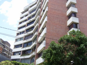 MANUEL ROGELIO PEREZ Apartamento Venta Barquisimeto Parroquia Santa Rosa FLEXMLS-12-1766