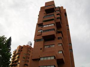 LISETH GONZALEZ Apartamento En Venta En Valencia - Valles de Camoruco C&oacute;digo FLEX: 12-1796