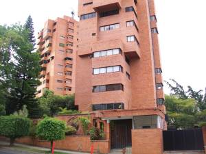 LISETH GONZALEZ Apartamento Venta Valencia Valles de Camoruco FLEXMLS-12-1796