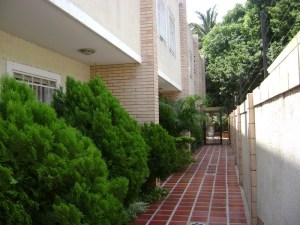 JUSMERI ESPINA Townhouse Venta Maracaibo Monte Claro FLEXMLS-12-1829