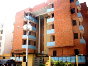 RICHAL VIRGILIO AZUARTE Apartamento Venta Maracay San Jacinto FLEXMLS-12-1811