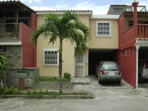 GICELA MORA Casa En Venta En Guatire - Guatire C&oacute;digo FLEX: 12-1844