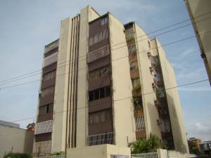 Zulay Elisa Gonzalez Manrique Apartamento Venta Valencia Santa Cecilia FLEXMLS-12-1894