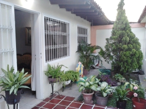 EILEEN CASTILLO Casa En Venta En Maracay - Villas de Aragua C&oacute;digo FLEX: 12-1927