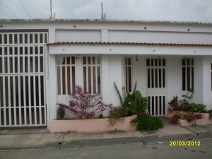 EILEEN CASTILLO Casa En Venta En Maracay - Villas Antillanas C&oacute;digo FLEX: 12-2024