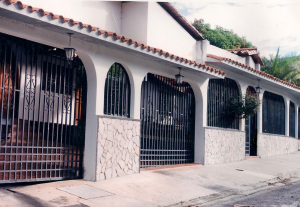 Venta - Casa En Merida - La Lindaimage fachada RAH:12-2037