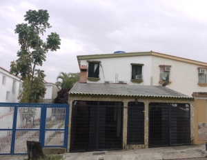 ROSBELI VALLEJO Casa Venta Valencia El Parral FLEXMLS-12-2041