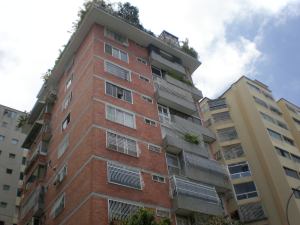 NURIA ROCAS Apartamento En Venta En Caracas - Los Palos Grandes C&oacute;digo FLEX: 12-2090