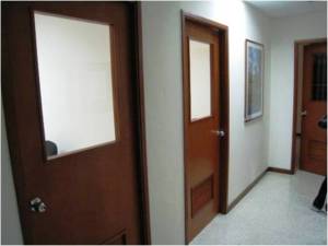 URDANETAYRODRIGUEZ Oficina En Alquiler En Maracaibo - Avenida El Milagro Código FLEX: 11-2243 No.4