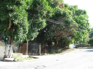 SUGELY FERNANDEZ Terreno  Venta Maracay El Limon FLEXMLS-12-2156