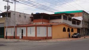 RICHAL VIRGILIO AZUARTE Casa Venta Maracay San Carlos FLEXMLS-12-2184
