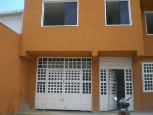 RAPIDOCASA.COM Local Comercial Venta Maracay Avenida Constitucion FLEXMLS-12-2234