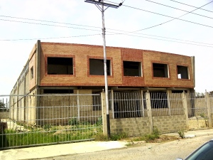 MARIA ALBA GIORDANO Galpon - Deposito En Venta En Valencia - Zona Industrial C&oacute;digo FLEX: 08-7365