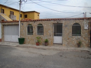 RAPIDOCASA.COM Casa Venta Turmero Valle Lindo de Turmero FLEXMLS-12-1414