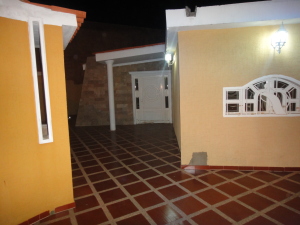 JUSMERI ESPINA Casa Venta Maracaibo Santa Fe FLEXMLS-12-2419
