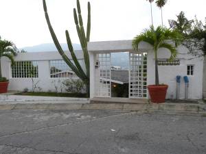 LAURA BORGA Casa Venta Caracas Lomas de La Trinidad FLEXMLS-12-2459
