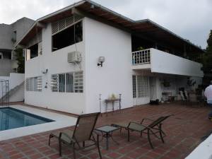 ARIADNA BOUQUETT MORENO Casa Venta Caracas Lomas de La Trinidad FLEXMLS-12-2459