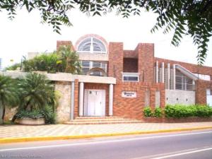 MARIA CRISTINA ALAIMO Casa Venta Maracaibo Zona Norte FLEXMLS-12-2555