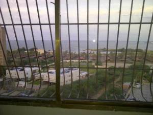 JAVIER VARGAS Apartamentos Venta Maracaibo Avenida El Milagro FLEXMLS-12-2610