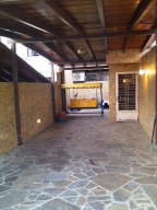 LISETH GONZALEZ Townhouse Venta Valencia El Bosque FLEXMLS-12-2580