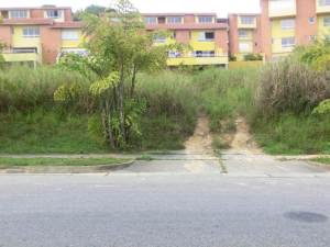 ARIADNA BOUQUETT MORENO Terreno  Venta Caracas Loma Linda FLEXMLS-12-2623