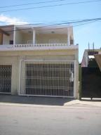 JUSMERI ESPINA Townhouse Venta Maracaibo La Victoria FLEXMLS-12-2687