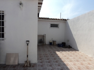 RENT-A-HOUSE ARAGUA Casa En Venta En Maracay - La Morita C&oacute;digo FLEX: 11-868 No.3