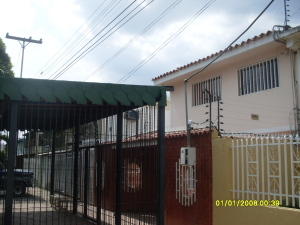 NORMA GONZALEZ V-06404605-1 Casa Venta Maracay Las Acacias FLEXMLS-12-2697