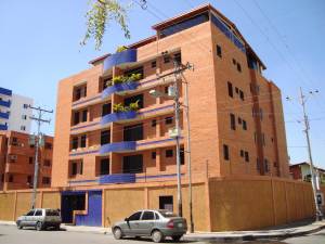 RICHAL VIRGILIO AZUARTE Apartamento Venta Maracay San Jacinto FLEXMLS-12-2749