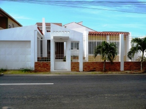 Venta - Casa En Punto Fijo - Santa Ireneimage fachada RAH:12-2765