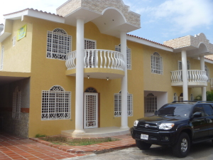 LEONARDO LUZARDO Casa Venta Maracaibo La Coromoto FLEXMLS-10-3341