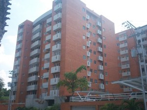 MANUEL ROGELIO PEREZ Apartamento Venta Barquisimeto Parroquia Santa Rosa FLEXMLS-12-2796